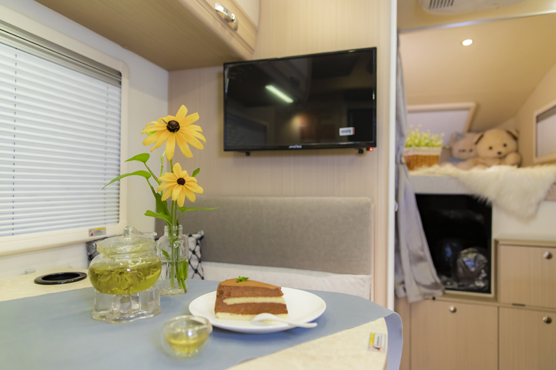 上下鋪床的房車，空間利用真合適