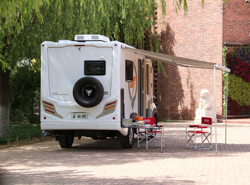 不只有空間，這臺(tái)房車還有哪里？