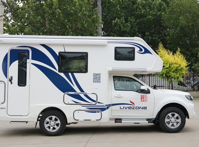 炮營集合，連看自由炮房車