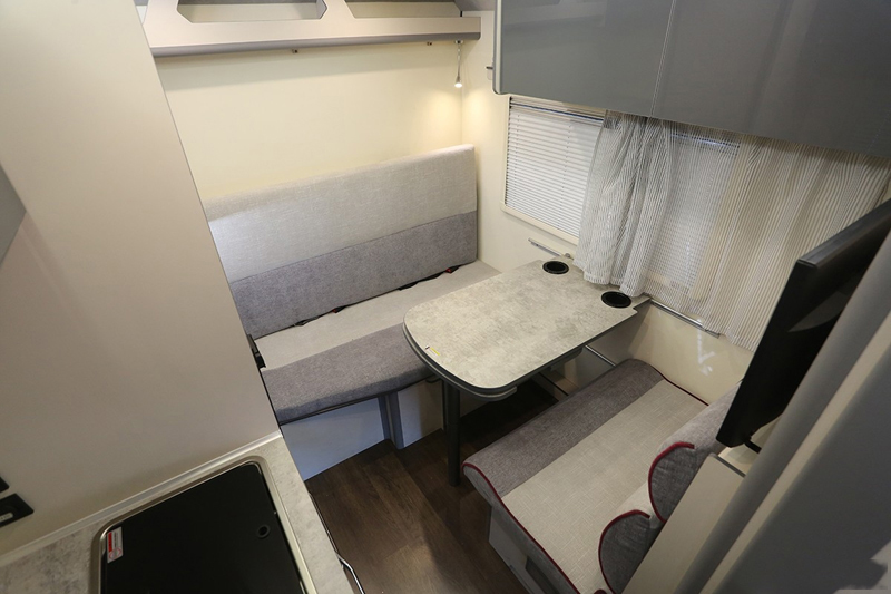 動(dòng)力 豐富配置，這樣的房車省心、舒心