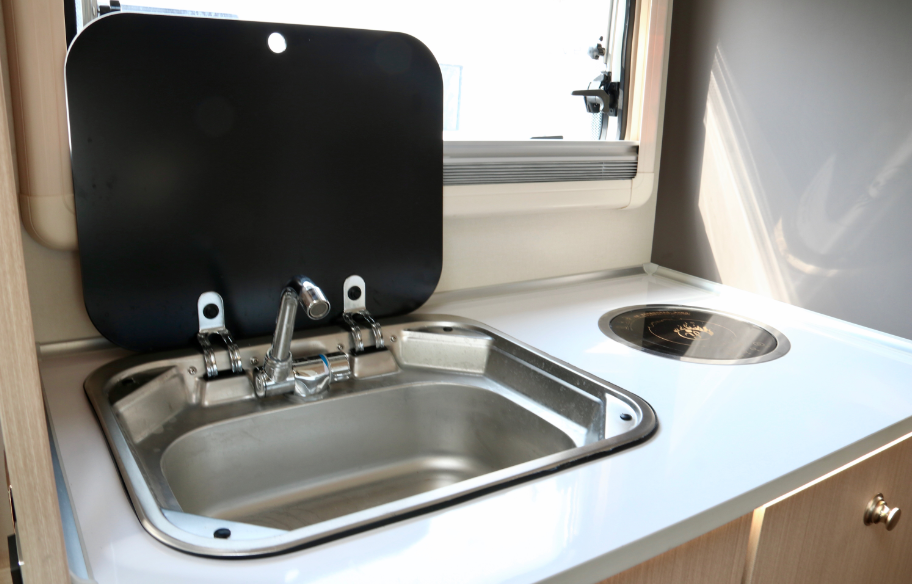 分時四驅(qū)、超大空間、一代經(jīng)典——風駿C7！