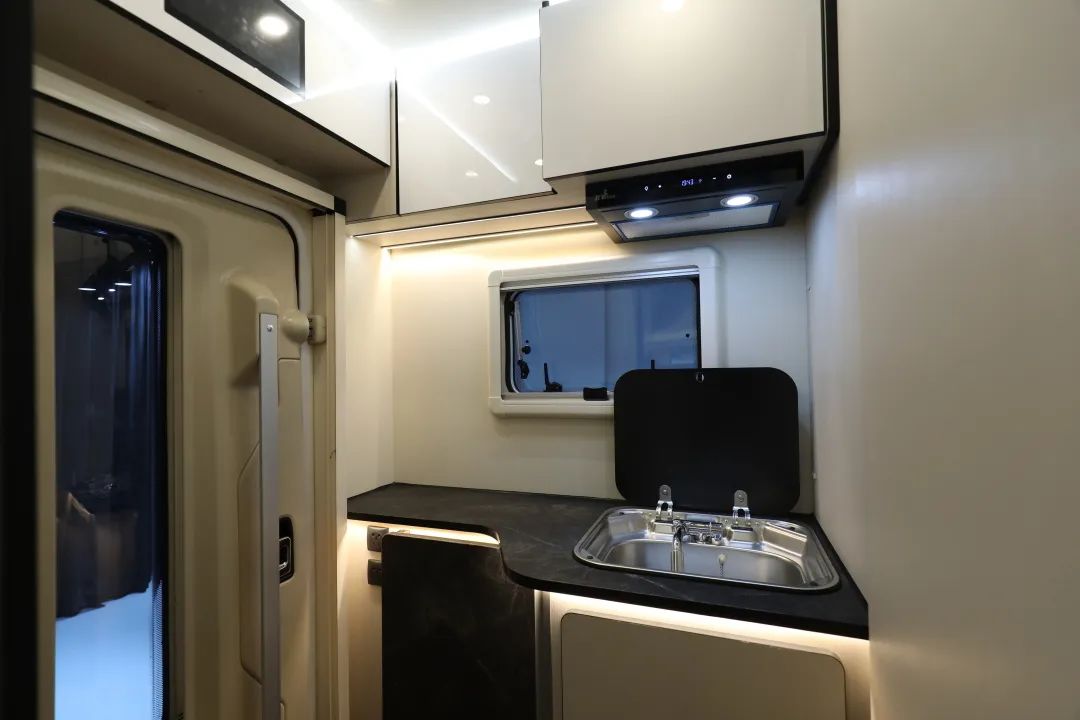 成年人不做選擇題，自由與安穩(wěn)我都要！