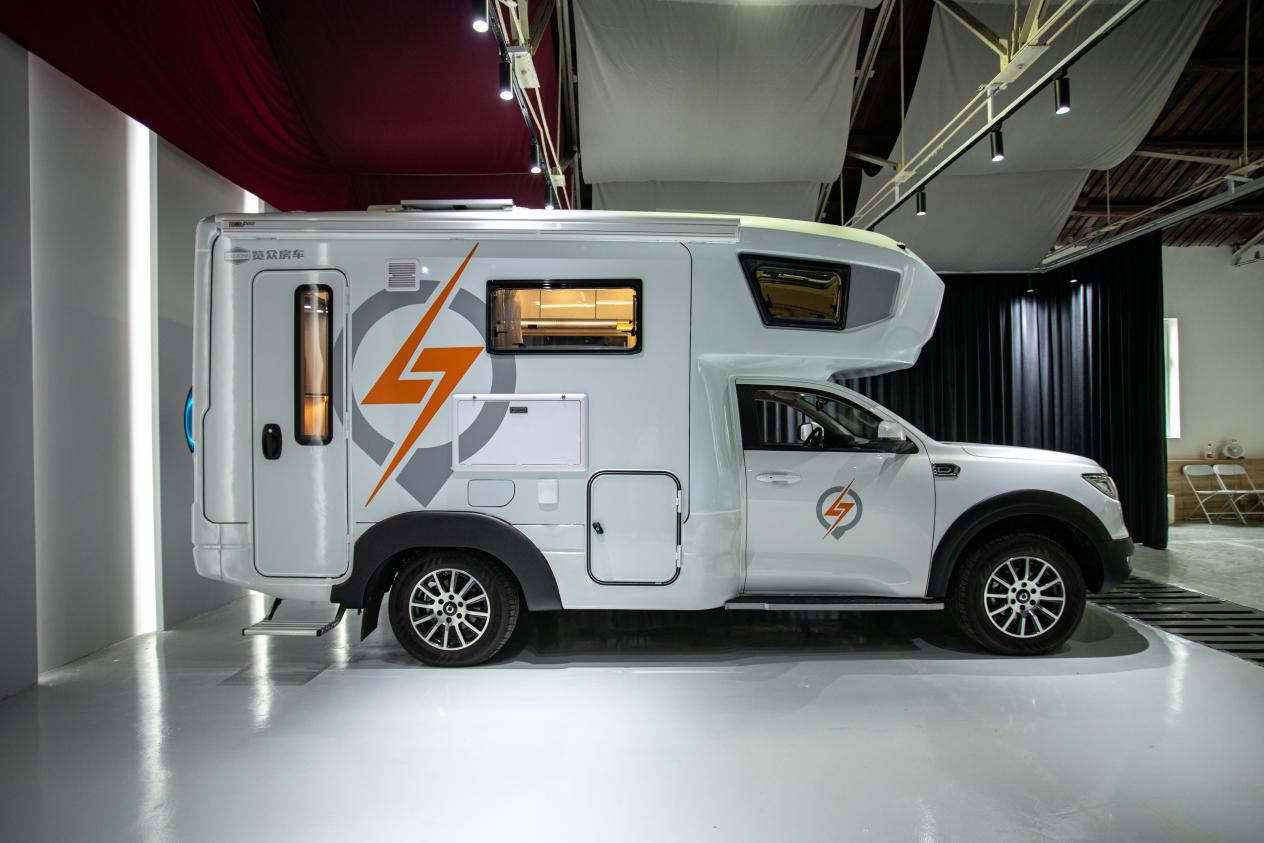 售價公布l自由炮C耀目上市！