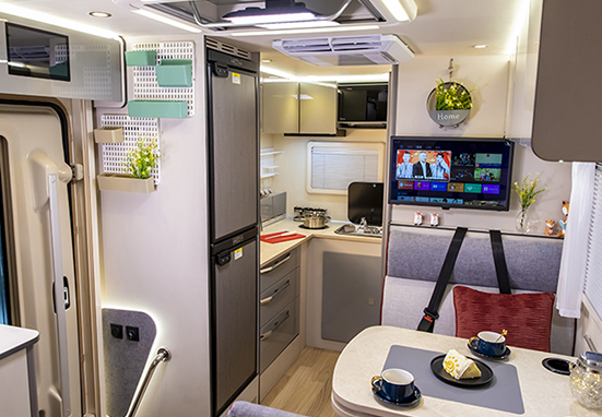 長(zhǎng)城炮房車陪您過大年