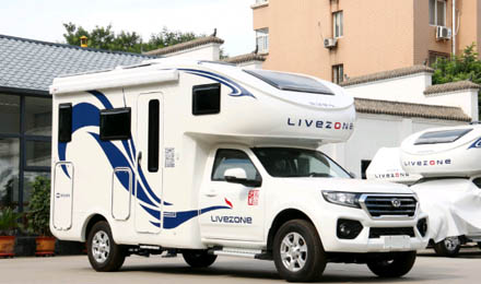 分時四驅、超大空間、一代經典——風駿C7！